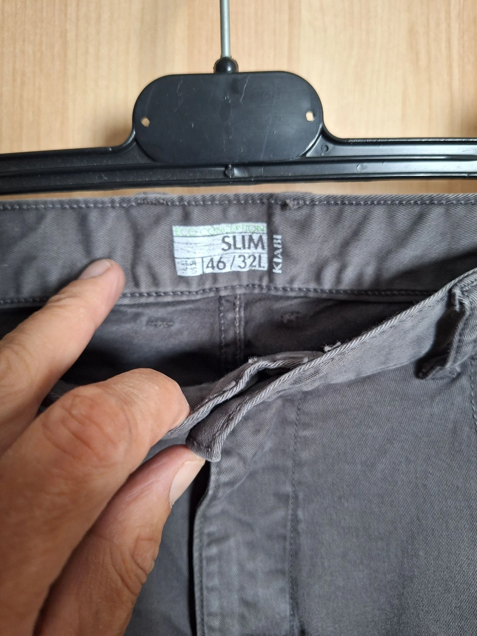 Calça slim masculina Kiabi cinza tamanho 46 – photo 4